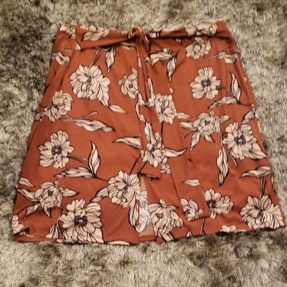 14th & Union Rust Santa Fe Floral Banded Skirt